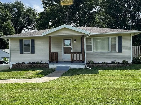 3610 Ajax Rd, Saint Joseph, MO 64503