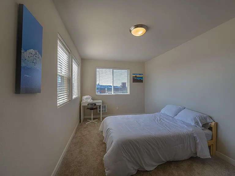 2403 Boylston Ave E #2 — Photo 6