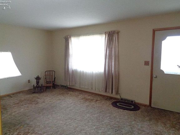5th image of 3112 E Bayview Ln