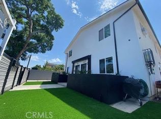 210 1/2 E 25th St, Los Angeles, CA 90011