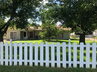 470 Leroy Pkwy, Elm Mott, TX 76640