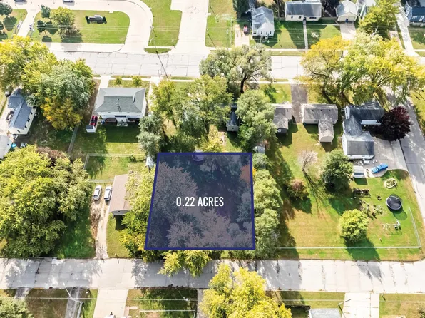 Marion St, Evansdale, IA 50707