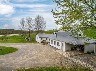 3037 Arbor Rd NE, Carrollton, OH 44615