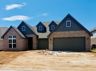 12316 S Maplewood Ave, Bixby, OK 74008