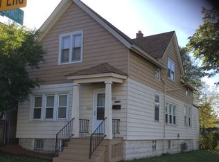 2701 S 10th St, Milwaukee, WI 53215