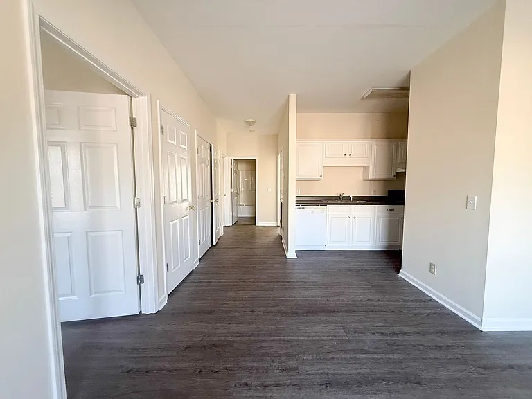 1780 N Dixie Ave — Photo 7