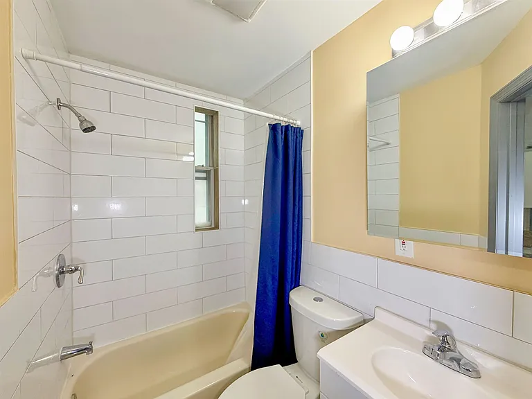 327 Jackson St #13 — Photo 12