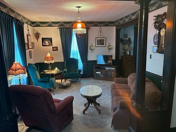 5th image of 1304 Siegel St