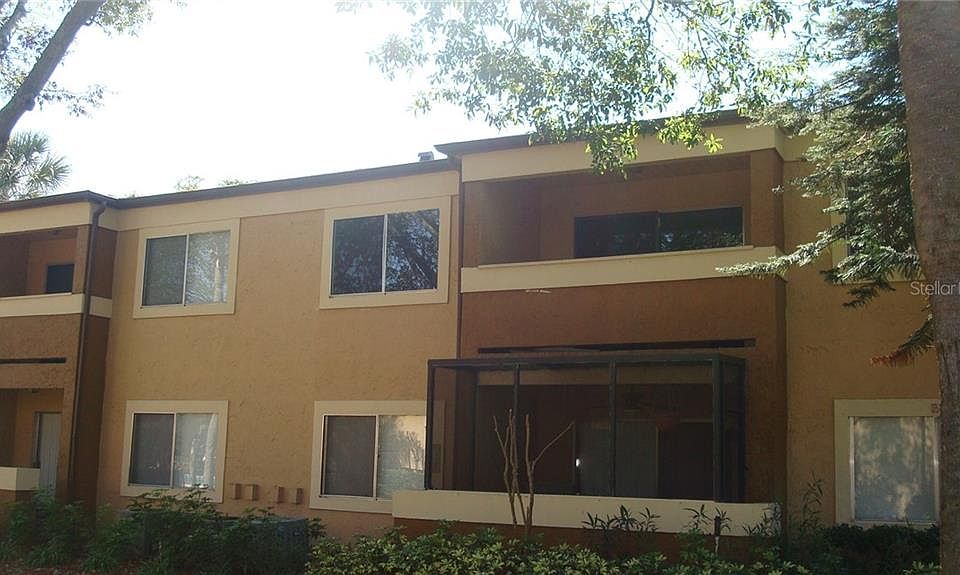 1st image of 604 Kenwick Cir APT 204