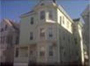 128 Bonney St #1, New Bedford, MA 02740