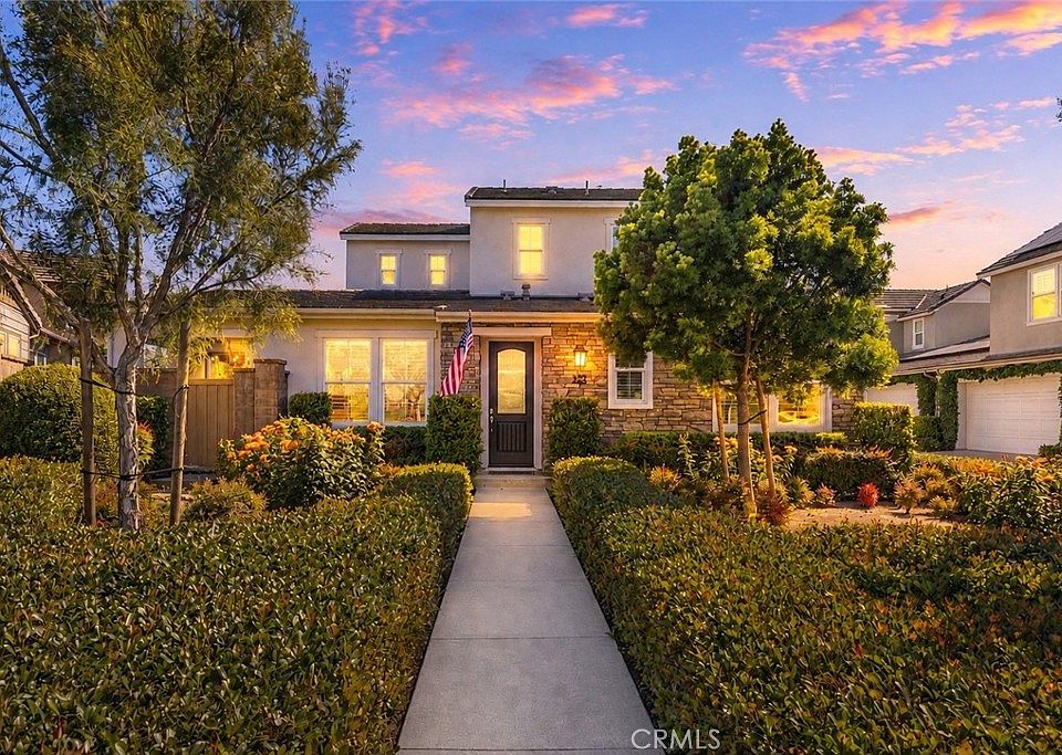 1st image of 123 Garcilla Dr