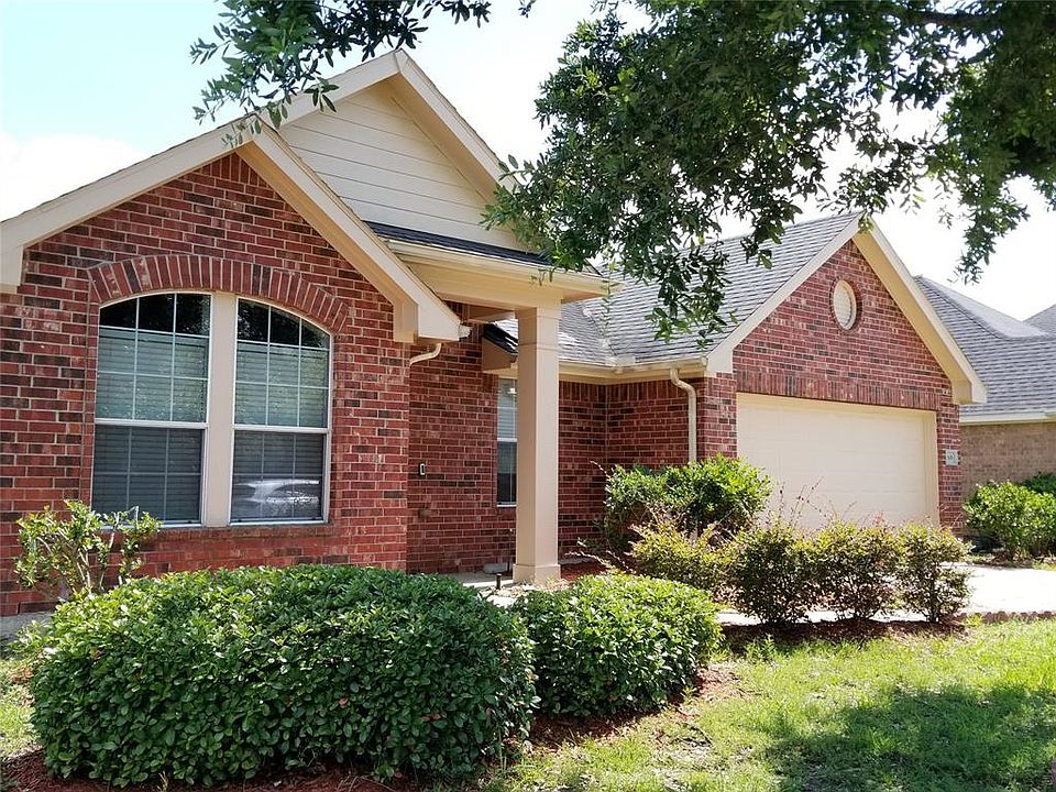 1st image of 7606 Waterlilly Ln
