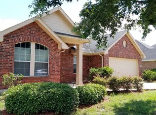 7606 Waterlilly Ln, Pearland, TX 77581