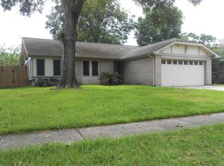 746 Ramada Dr, Houston, TX 77062