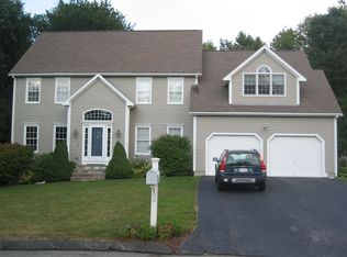 25 Tubwreck Dr, Medfield, MA 02052