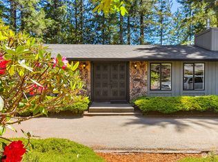 270 E Susan Ln, Union, WA