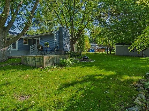 5th image of 8117 46 1/2 Ave N