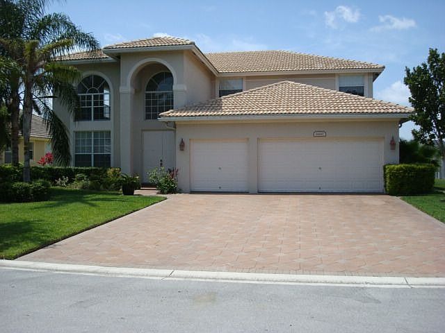 1st image of 6600 NW 56th Dr