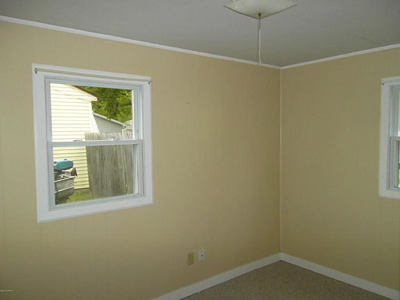 5th image of 616 Stassen Ave