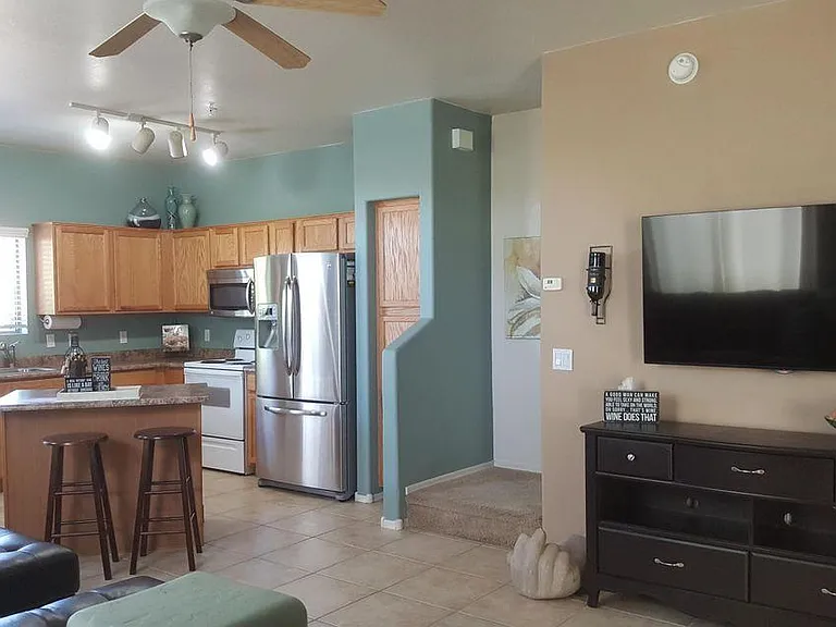 Family & Kitchen