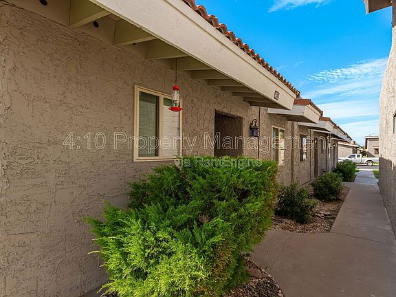 2nd image of 405 E Linda Ln Unit A