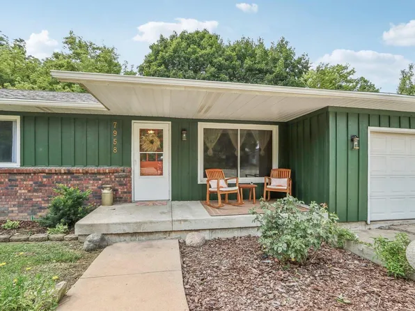 7958 McHenry STREET, Burlington, WI 53105