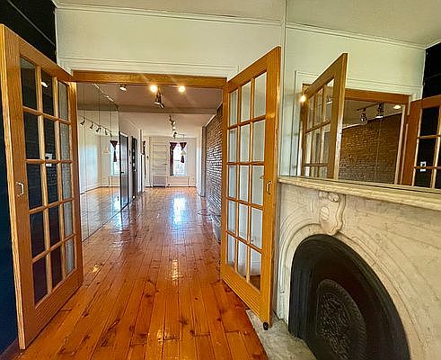 2nd image of 330B President St #3