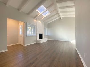 2104 Santa Ana Ave, Costa Mesa, CA 92627