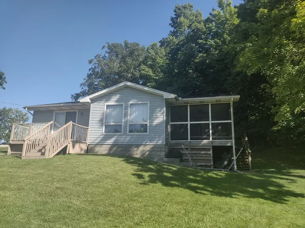 2320 Florida Ln, Camden, MI 49232