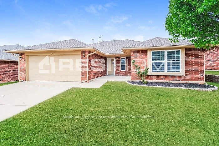 417 Choctaw Gate Dr — Photo 1