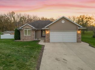 4566 Lafayette Rd, Evansdale, IA 50707