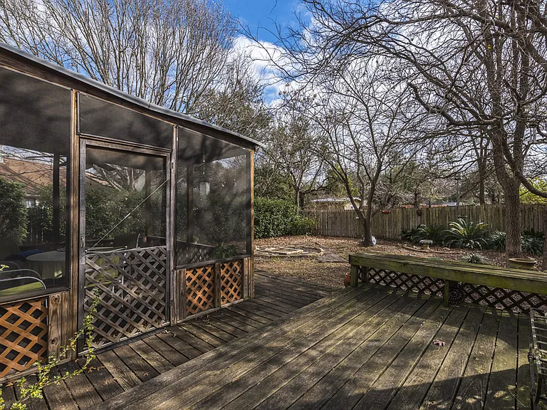 8309 Horton Trl — Photo 15
