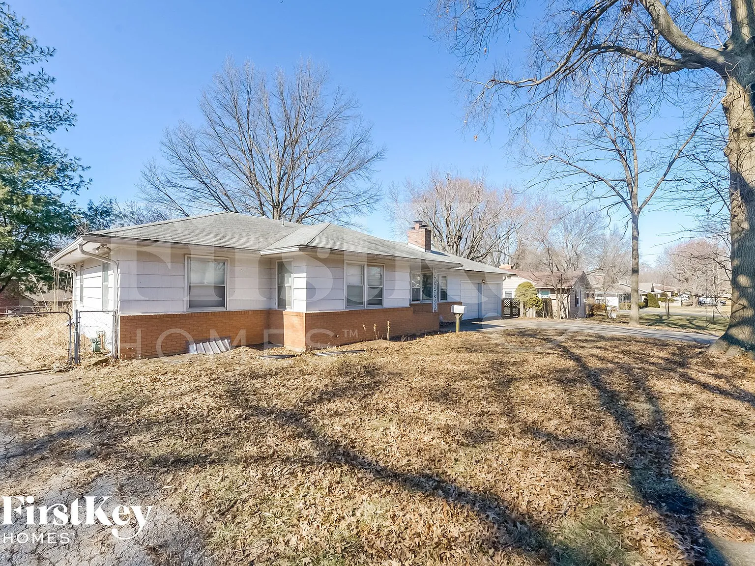 4 bed, 2.0 bath, 1280 sqft, $1,950 — Photo 2