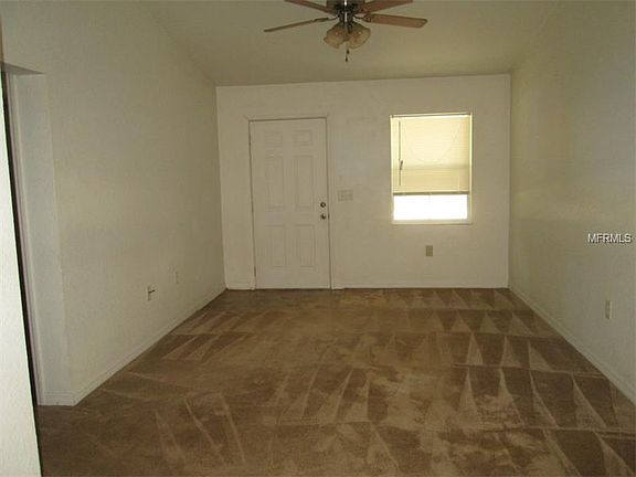 3rd image of 1137 S Terry Ave