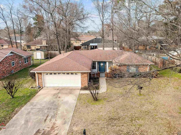 1410 Success St, Carthage, TX 75633