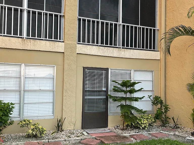 3693 Lake Bayshore Dr #H107 — Photo 26