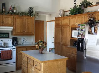 2649 Radinz Rd, Green Bay, WI 54311