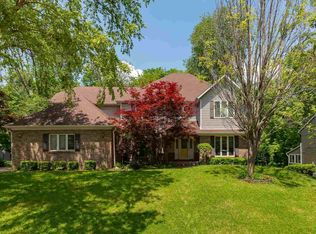 7 Deer Run, Rock Island, IL 61201