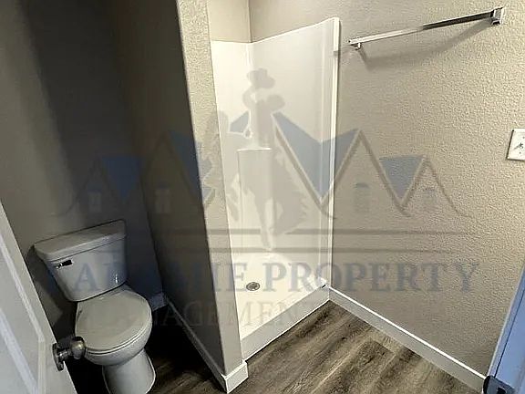 2nd image of 4521 E Bobolink Ln #207B