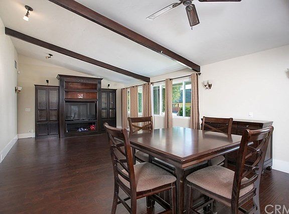 3rd image of 194 W Pinehurst Ct
