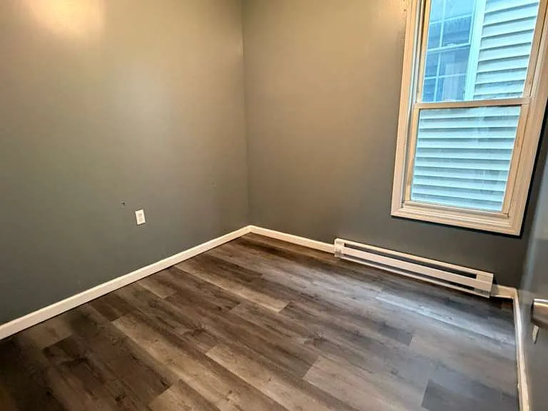 884 3rd Ave #3 — Photo 12