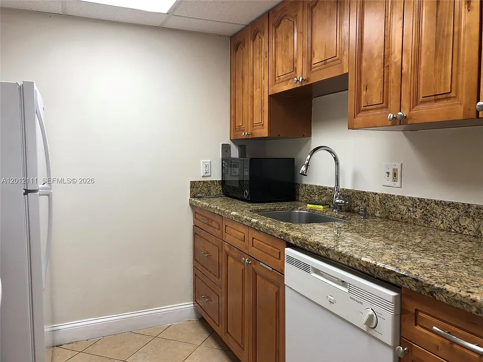 14301 N Kendall Dr #309B
