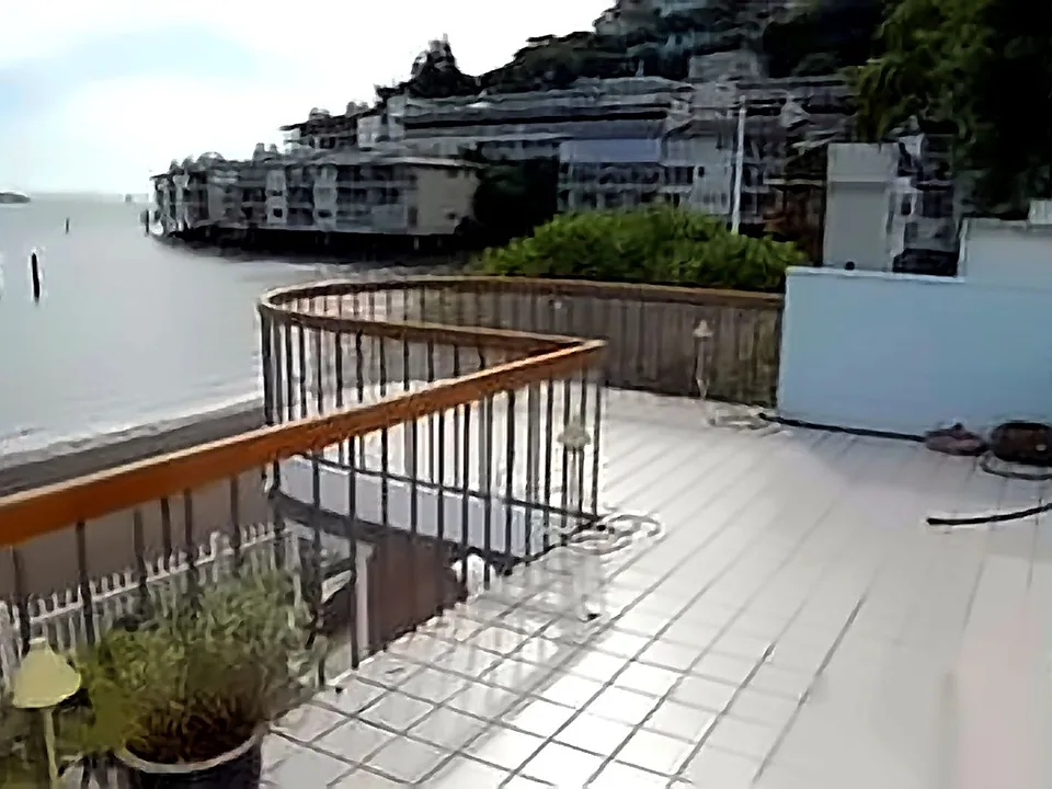 105 Bridgeway
