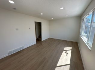 725 S 1000 W APT 4, Salt Lake City, UT 84104