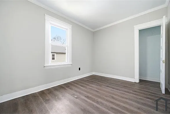 1153 E 74th St #1 — Photo 17