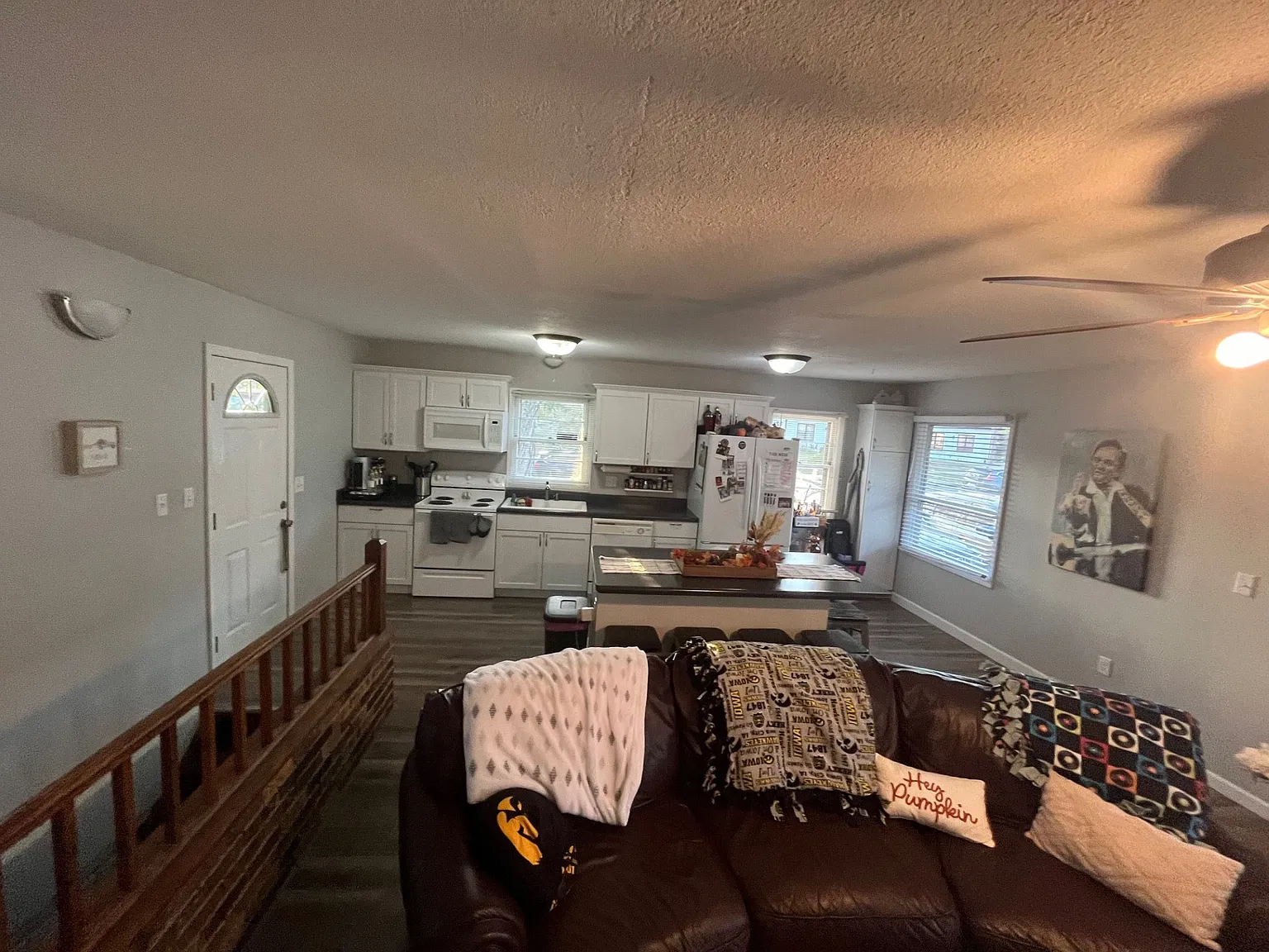 4 bed, 1600 sqft, $2,800 — Photo 4