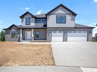 1816 Pfitzer Rd, Normal, IL 61761