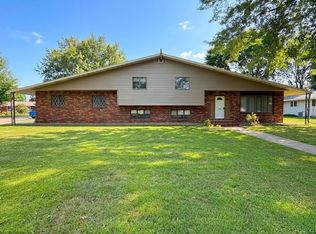 1006 N Wisconsin Avenue, Rice Lake, WI 54868