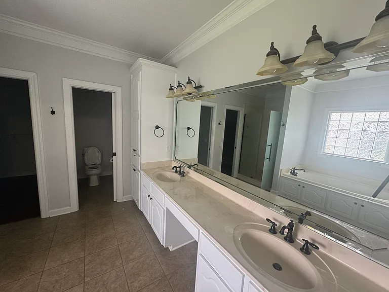 203 Eton Dr — Photo 9