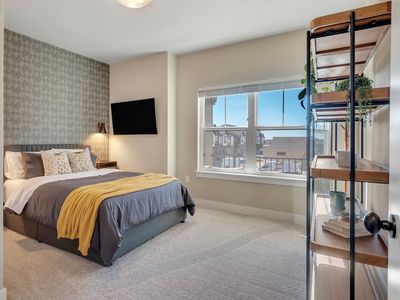 285 High Point Dr #H-203, Longmont, CO, 80504